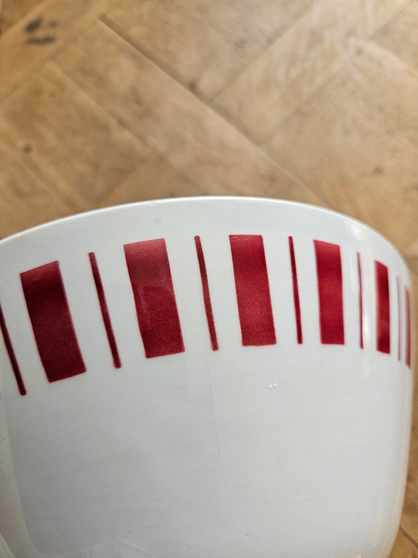 Saladier rétro Badonviller rayé rouge