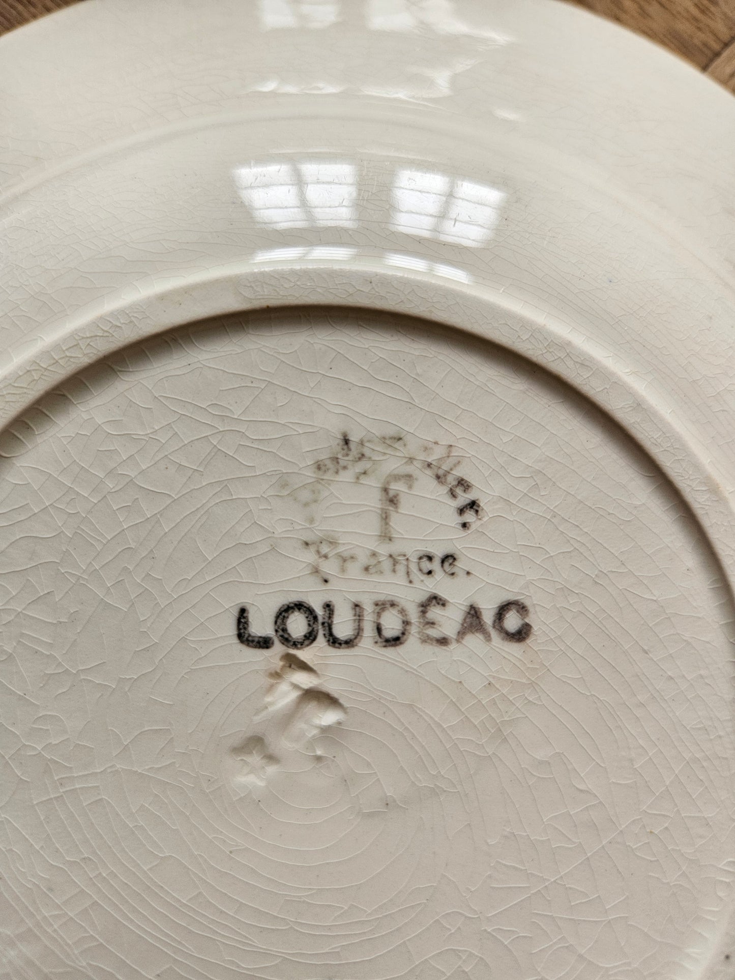 Estampille des assiettes creuses anciennes Badonviller, Loudéac