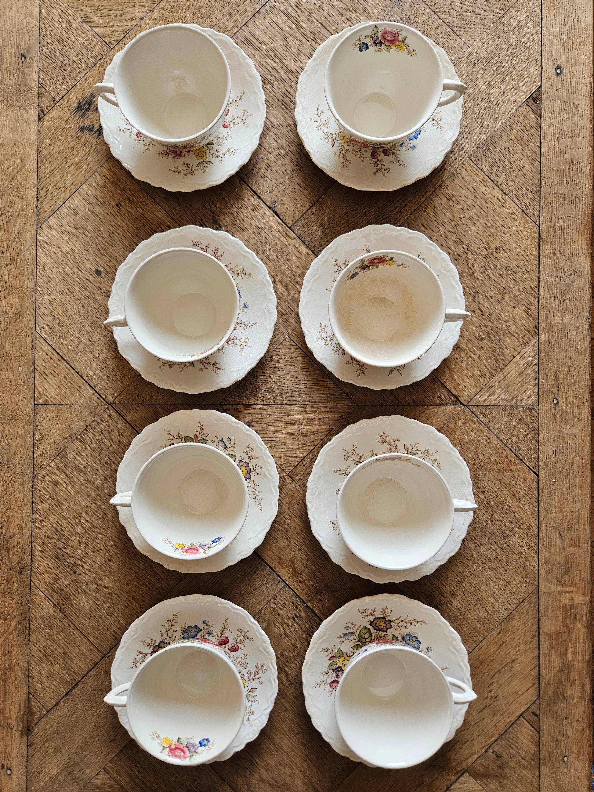 Série de 8 tasses et sous-tasses anciennes Crown Ducal Wilmslow 