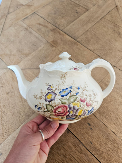 Théière ancienne Crown Ducal, Wilmslow