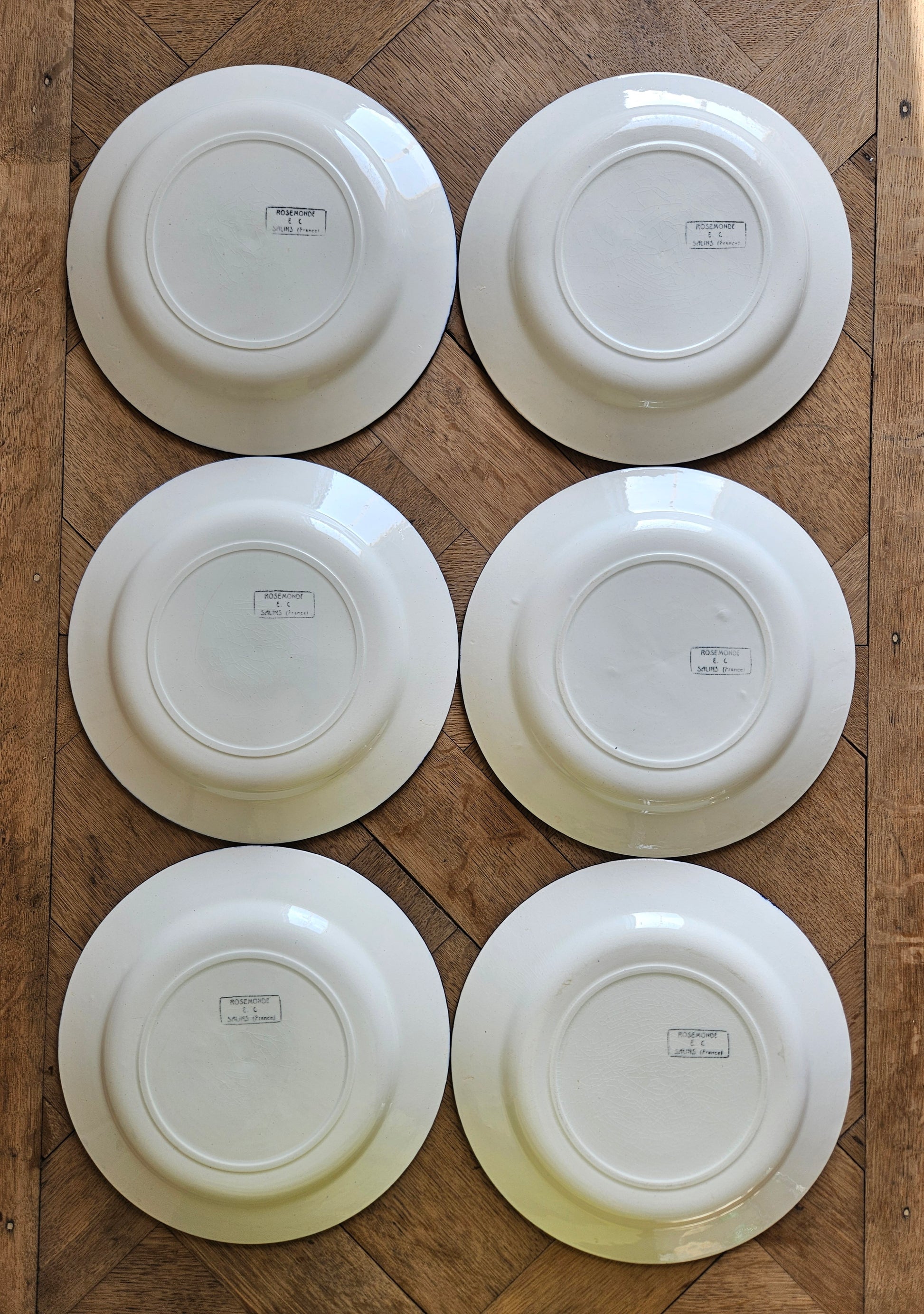 Estampille des assiettes plates Salins, Rosemonde