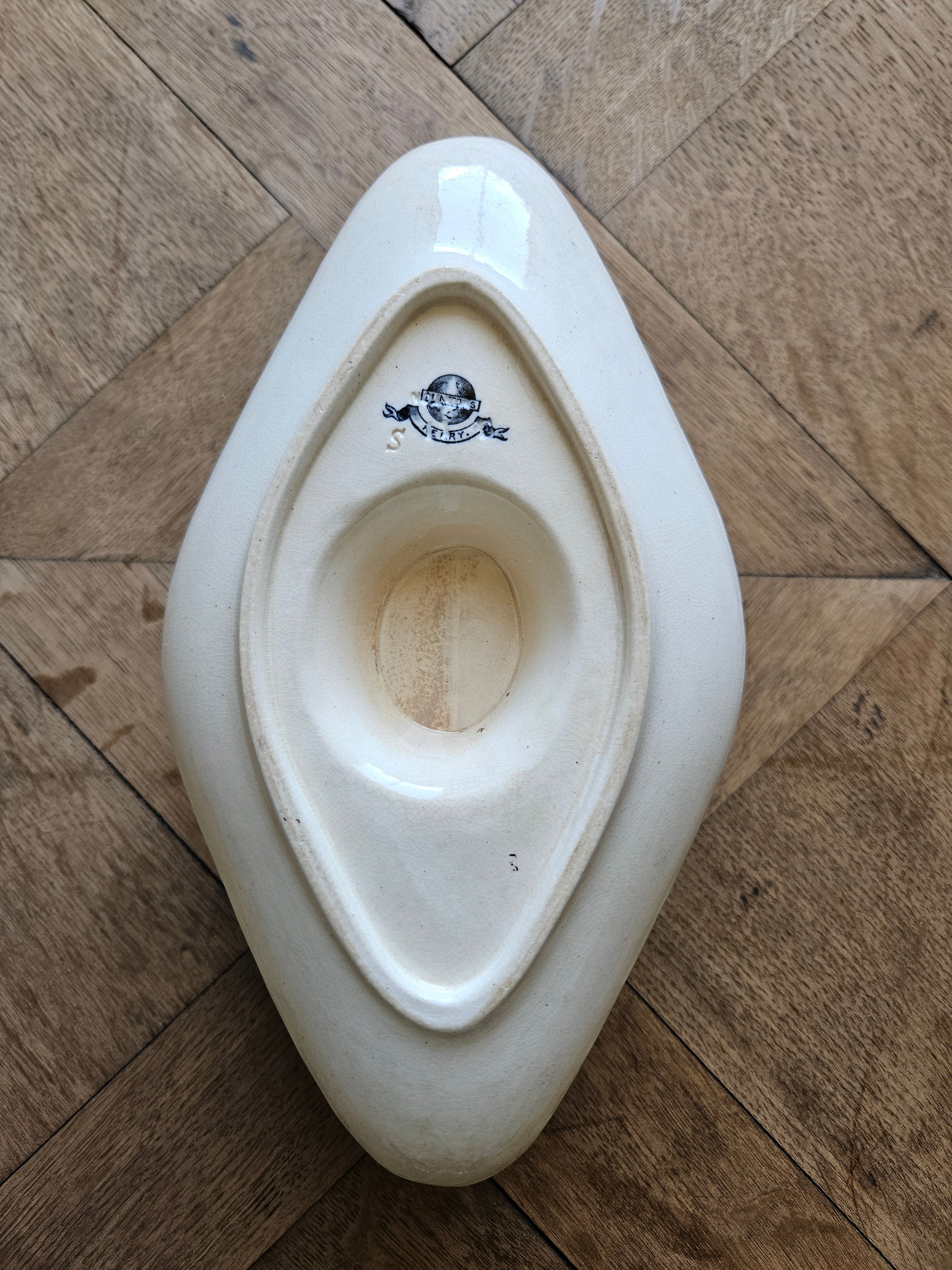 Estampille sur saucière ancienne Mintons, Kerry