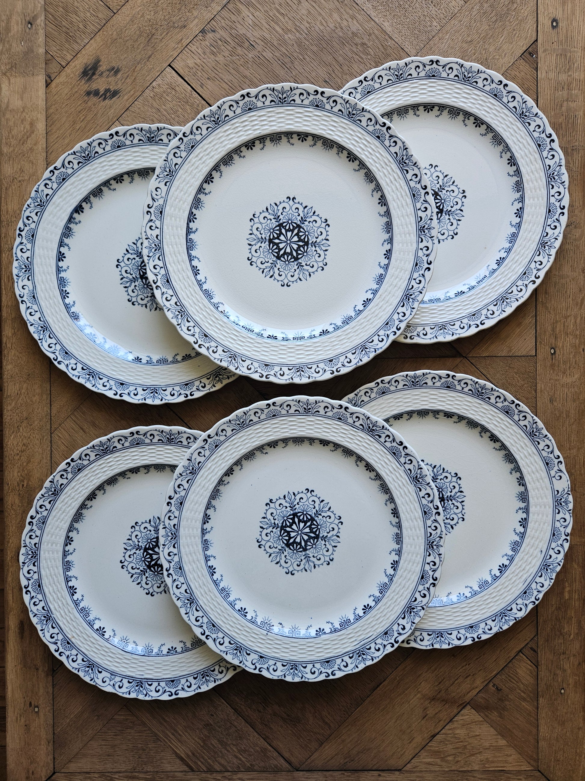 Lot de 6 assiettes plates anciennes Mintons, Kerry. Terre de fer.