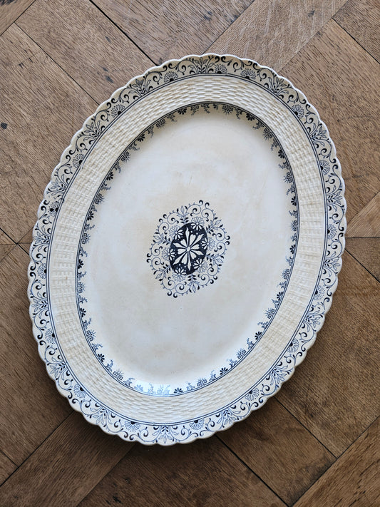 Plat ovale ancien Mintons, Kerry. Terre de fer 