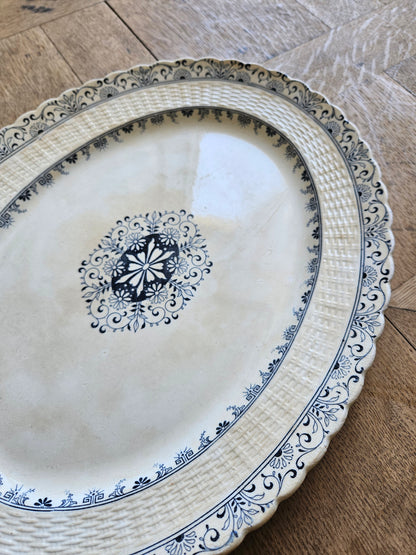 Plat ovale ancien Mintons, Kerry en terre de fer