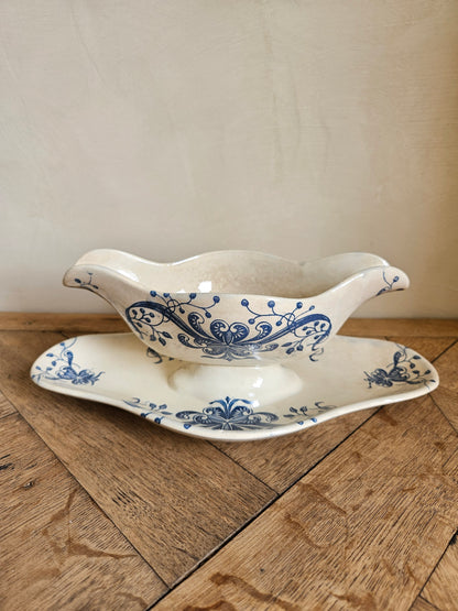 Saucière ancienne Faïencerie de Lyon, Joconde