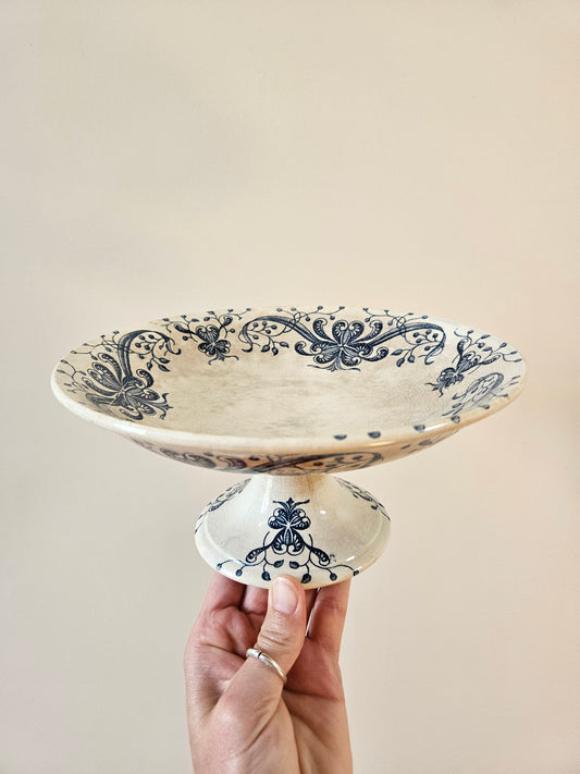 Rare compotier ancien en terre de fer de la Faïencerie de Lyon, modèle Joconde.