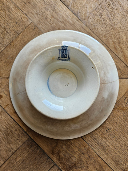 Compotier ancien estampillé Faïencerie de Lyon, Joconde