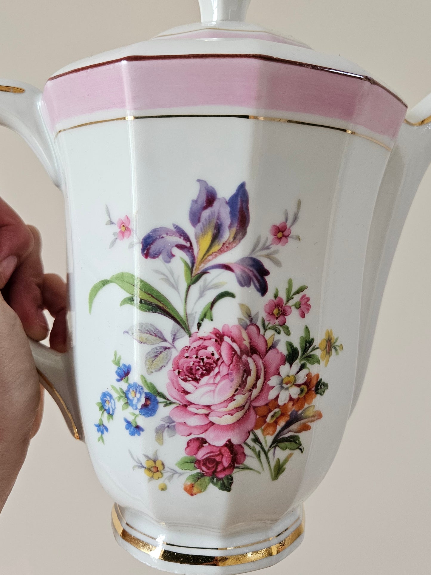 Service à café vintage en porcelaine, rose