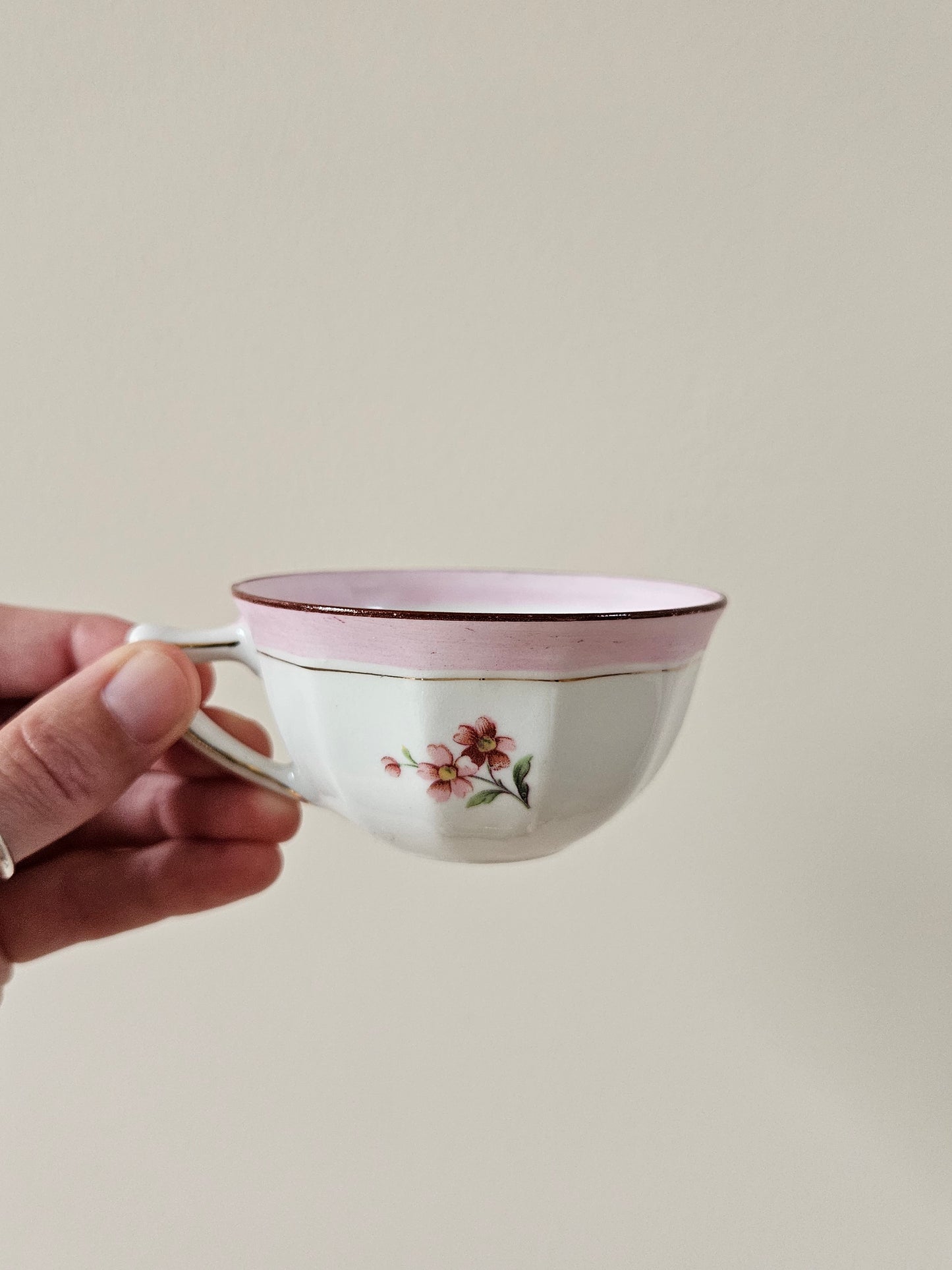Service à café vintage en porcelaine, rose