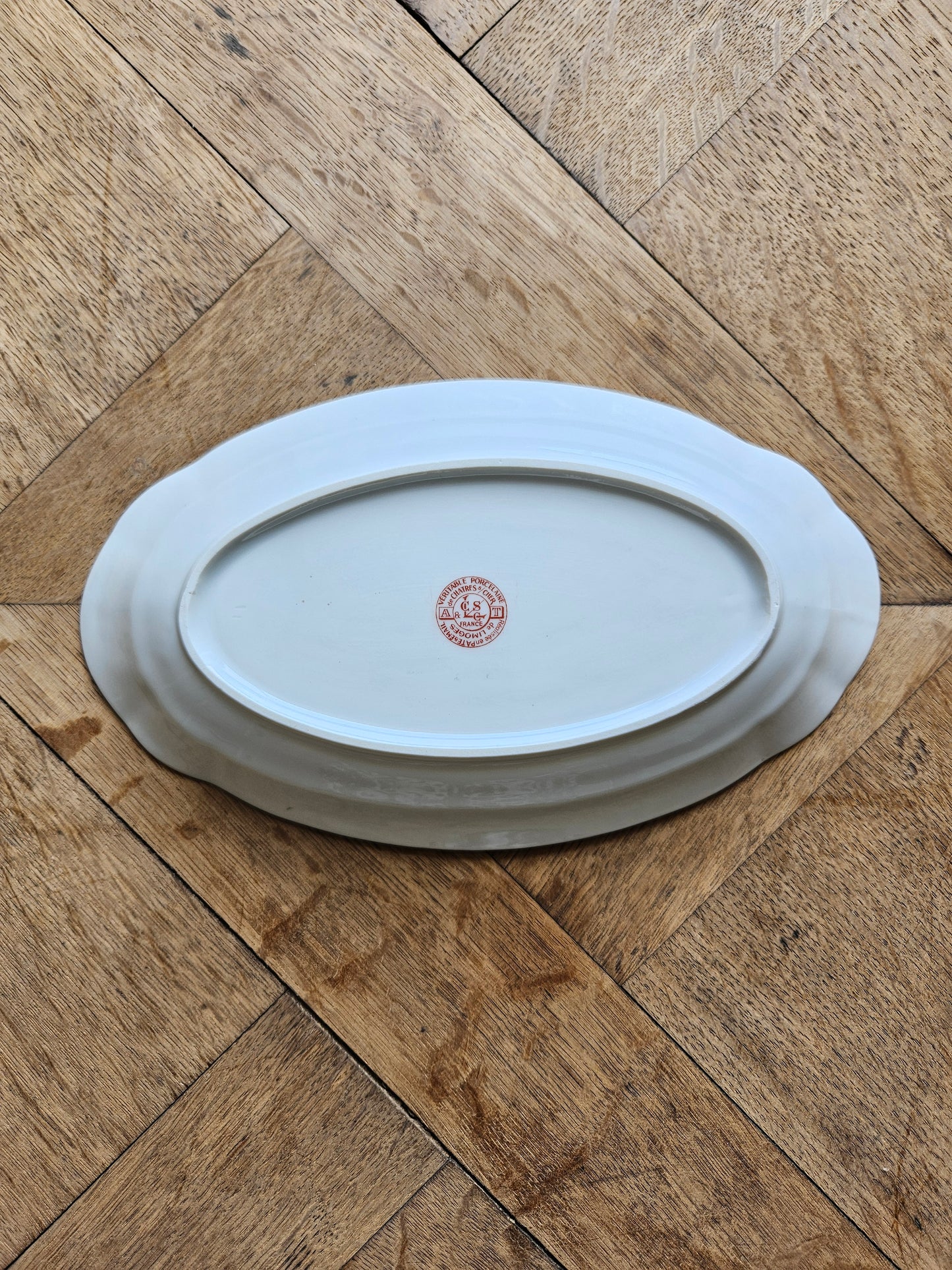 Ravier ancien estampillé porcelaine de Châtres-sur-Cher, pâte et émail de Limoges