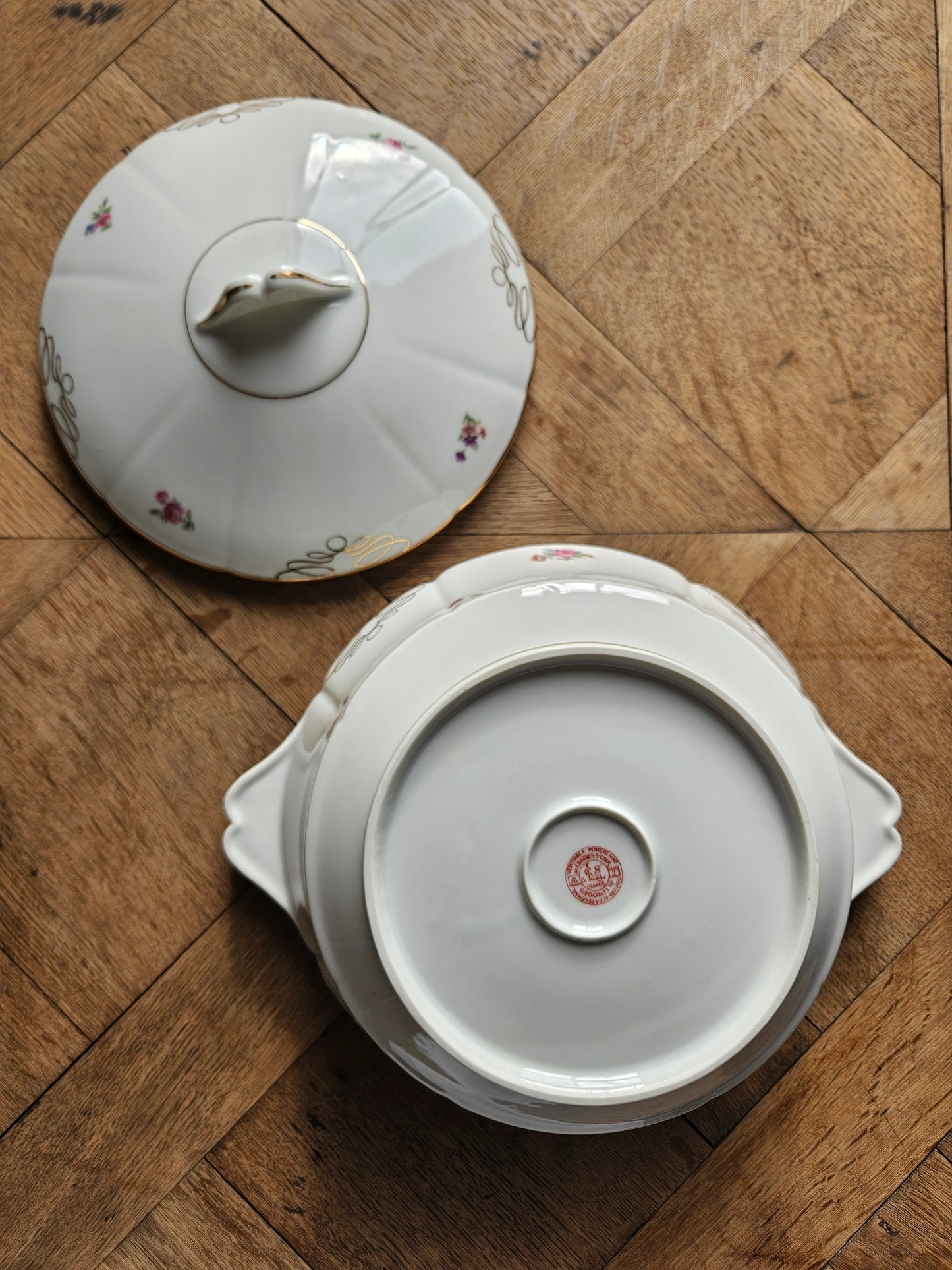 Soupière ancienne porcelaine fleurie, Châtres-sur-Cher