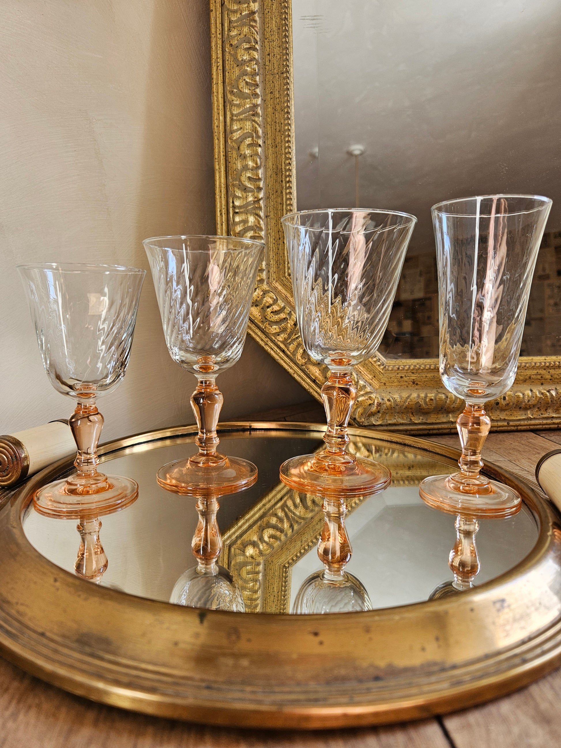 Série de verres vintage Luminarc Rosaline.