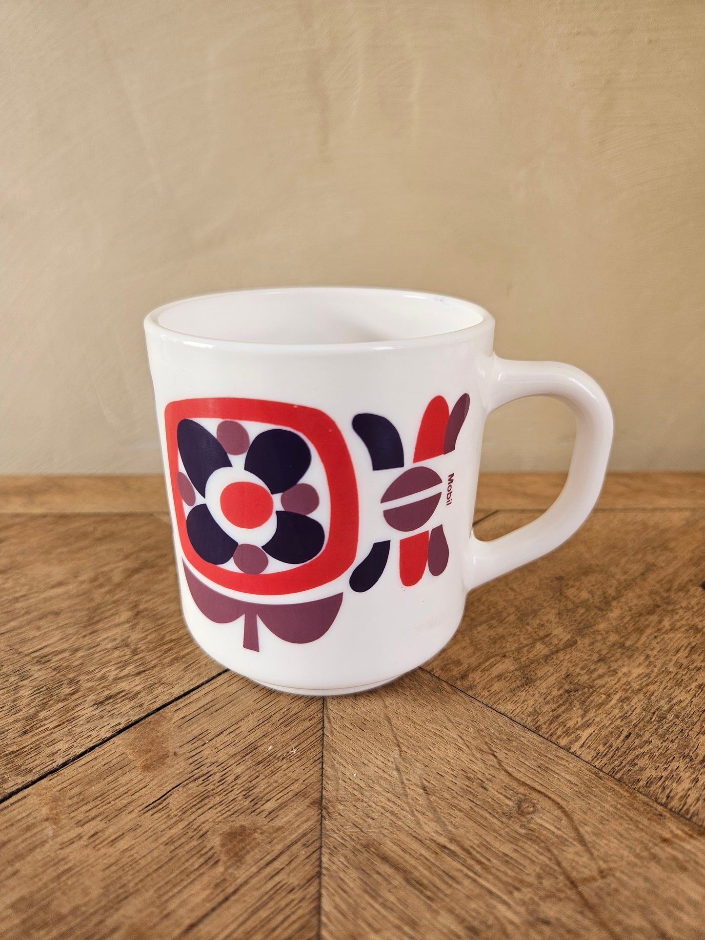 Mug vintage Arcopal, Mobil, violet rose et bleu