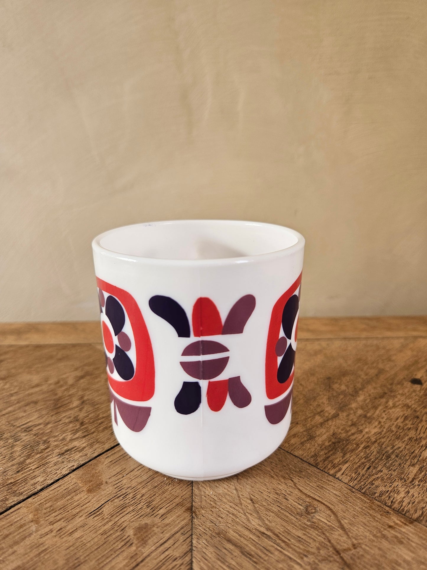 Mug vintage Arcopal, Mobil, violet rose et bleu