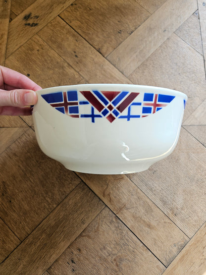 Saladier rétro K&G Lunéville, modèle Hossegor V.F. Paris. Décor géométrique bleu et rouge bordeaux.
