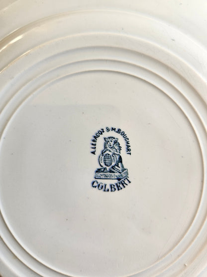 Assiettes plates anciennes dépareillées, Terre de Fer