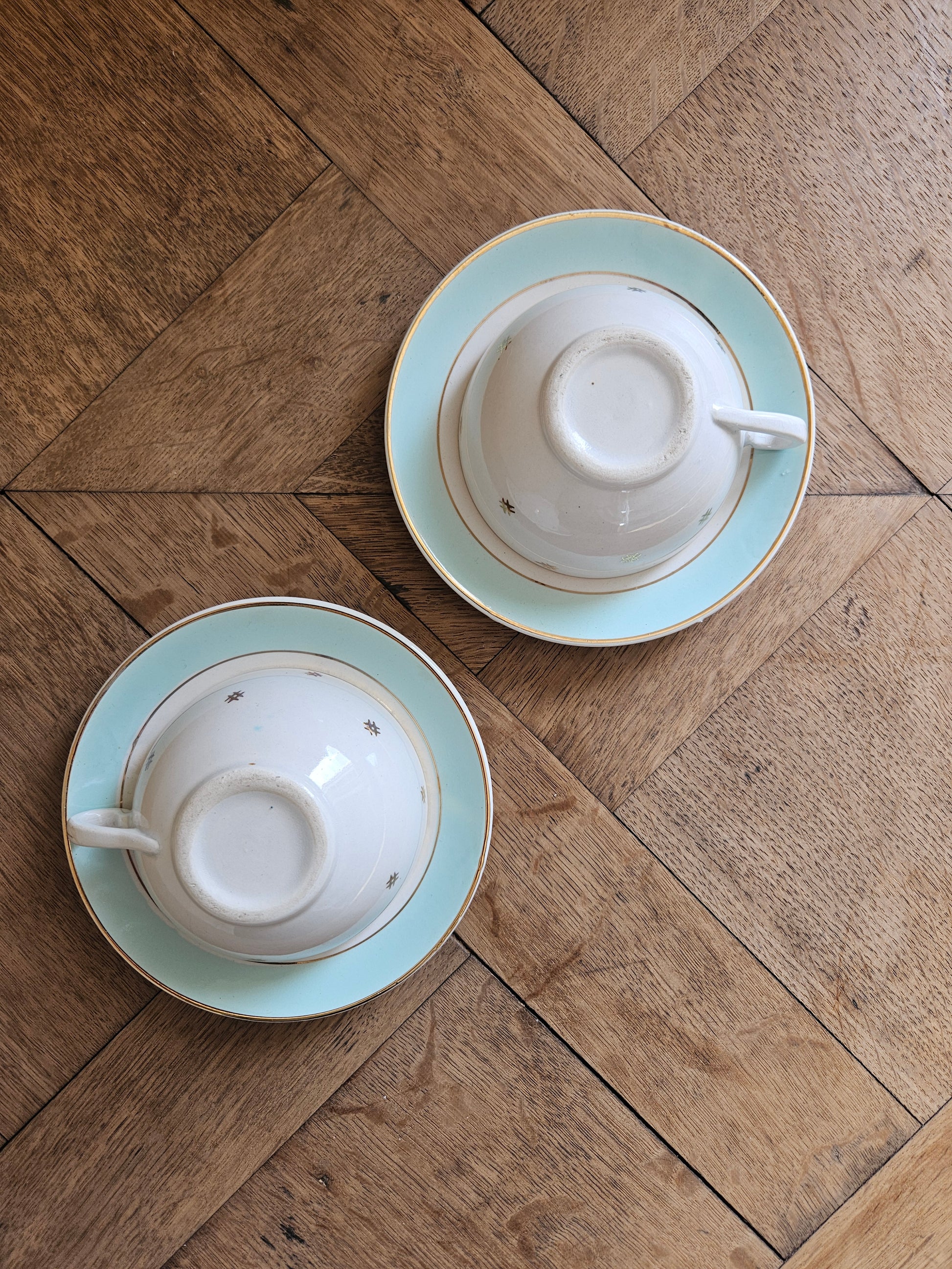 Lot de 2 tasses et sous-tasses K&G Lunéville, décor mint et doré style shabby chic