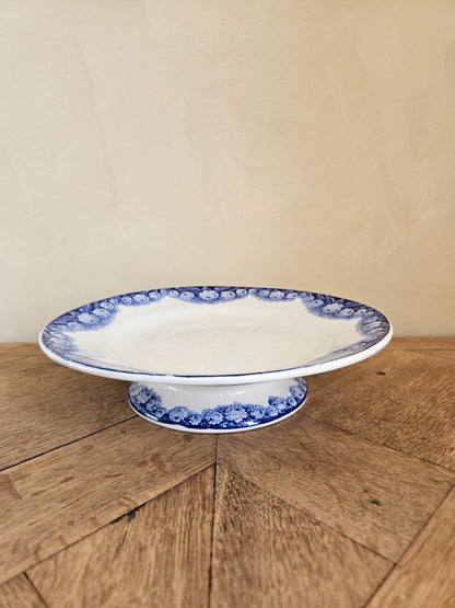 Assiette sur pied ancienne Boch Frères La Louvière, modèle Elvire.