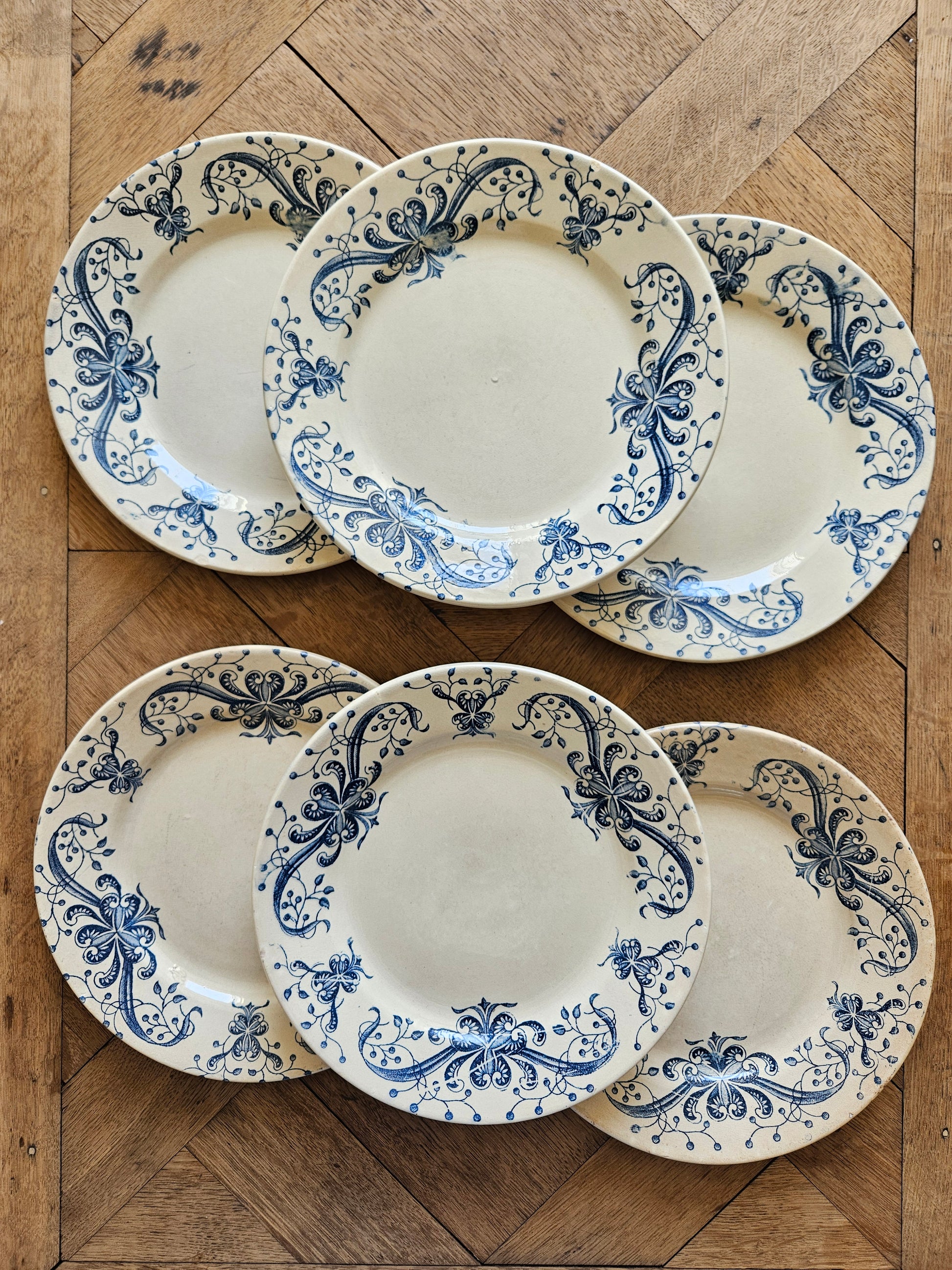 Lot de 6 assiettes plates anciennes Faïencerie de Lyon, Joconde