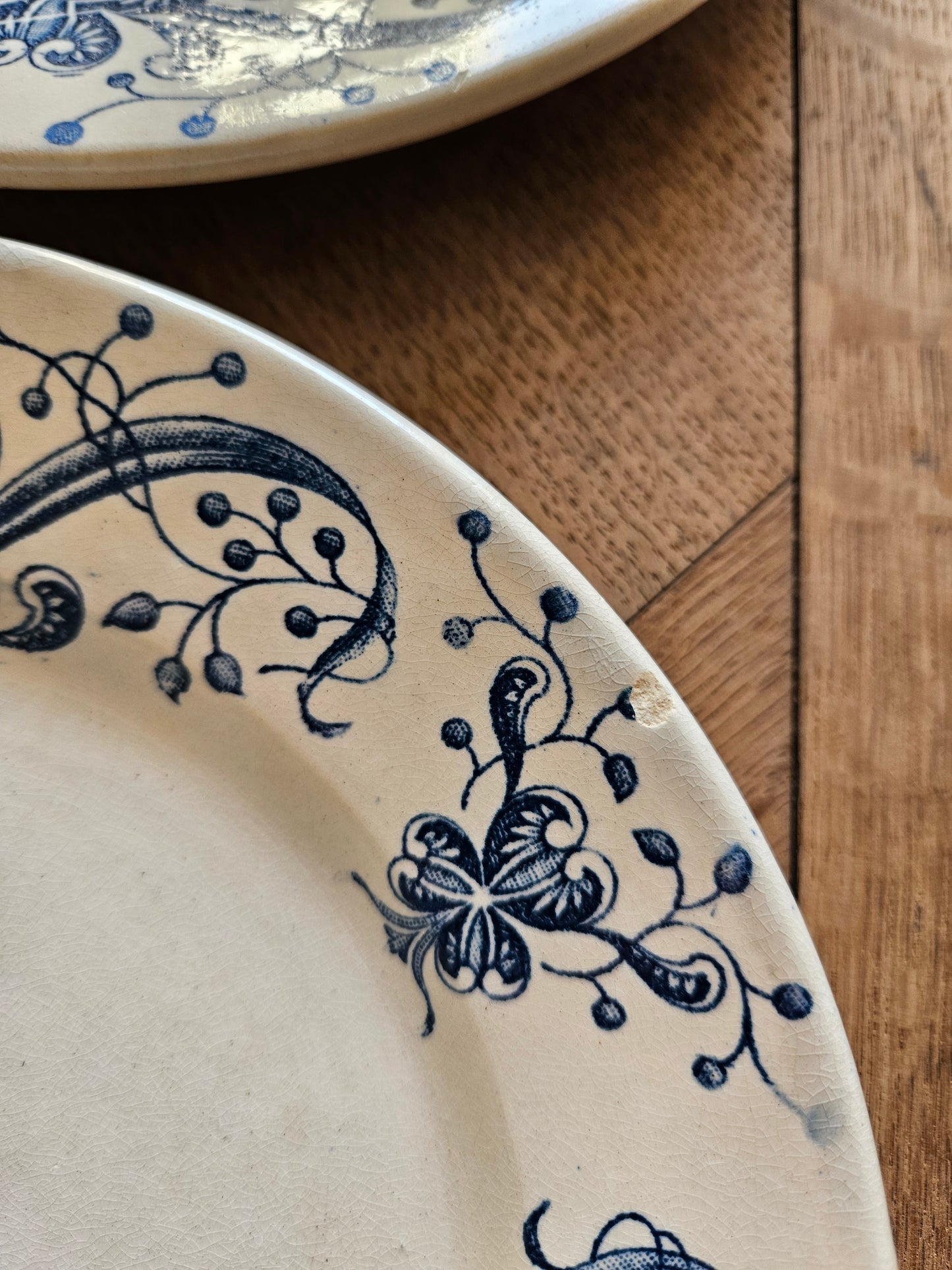 Assiettes plates anciennes Faïencerie de Lyon, Joconde #2