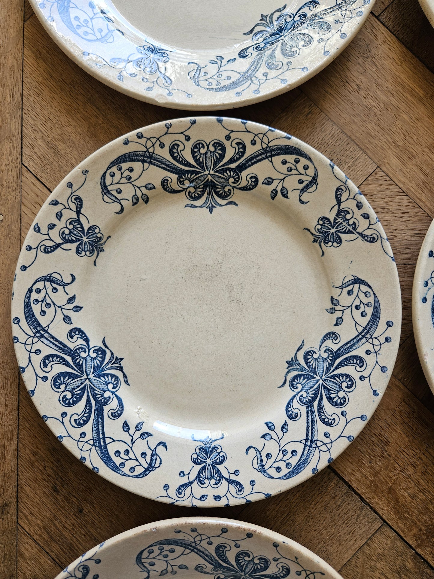 Assiettes plates anciennes Faïencerie de Lyon, Joconde #2