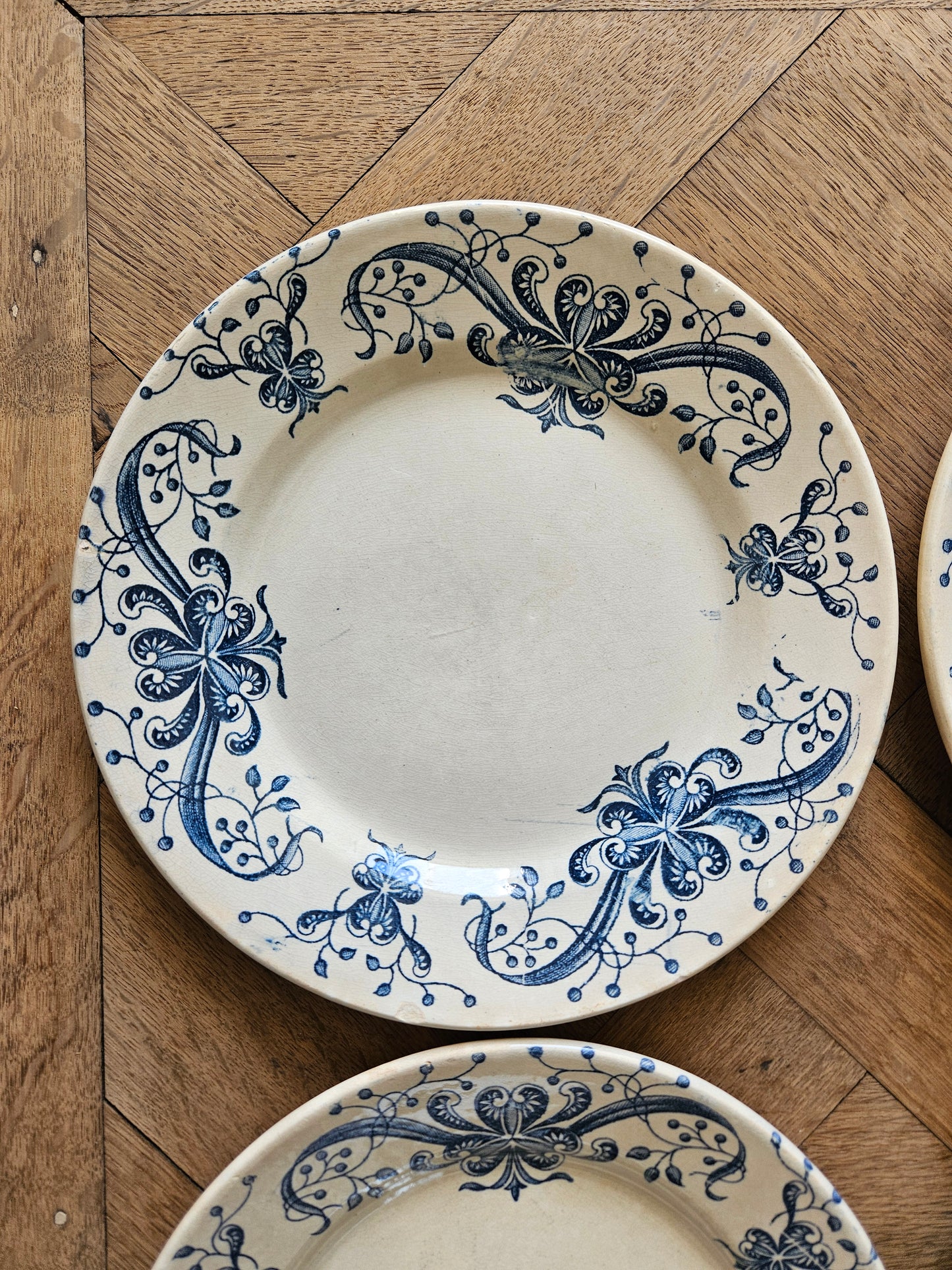 Assiettes plates anciennes Faïencerie de Lyon, Joconde #2