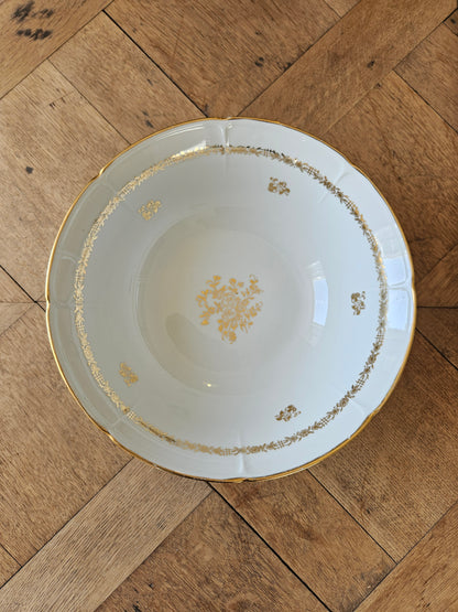 Élégant saladier ancien en porcelaine de Vierzon. Décor fleuri doré. 