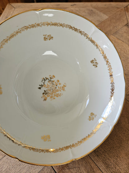 Élégant saladier ancien en porcelaine de Vierzon. Décor fleuri doré.