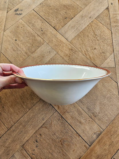 Saladier vintage en porcelaine, élégant décor rouge et or
