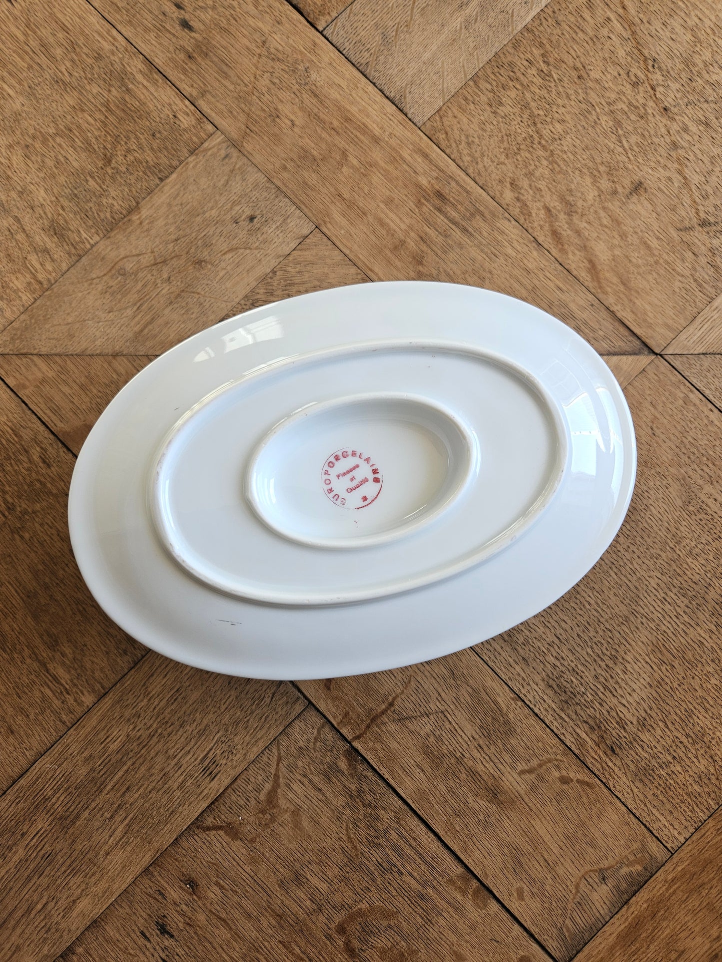 Saucière porcelaine, rouge et or