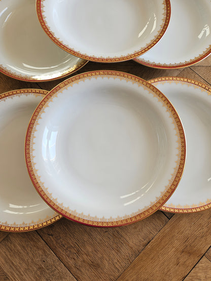 Assiettes creuses en porcelaine, rouge et or