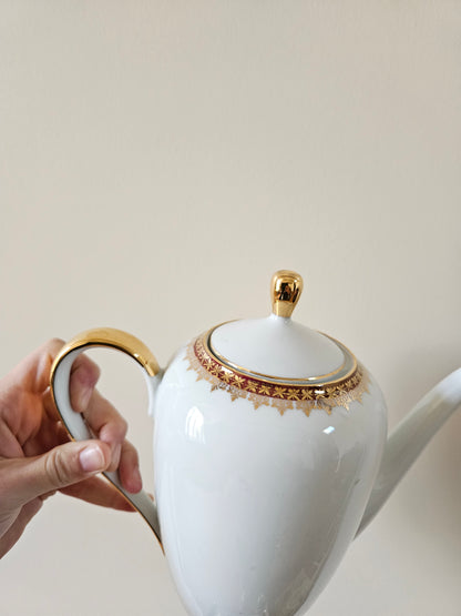 Service à café porcelaine, rouge et or