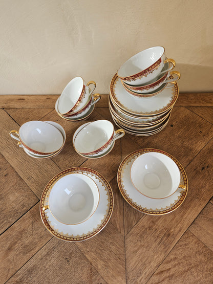Service à café porcelaine, rouge et or