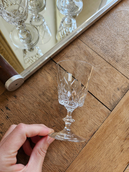Verres à pied en cristal
