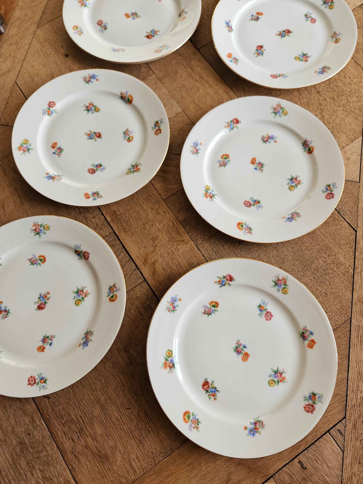 Service à dessert porcelaine de Limoges, fleuri