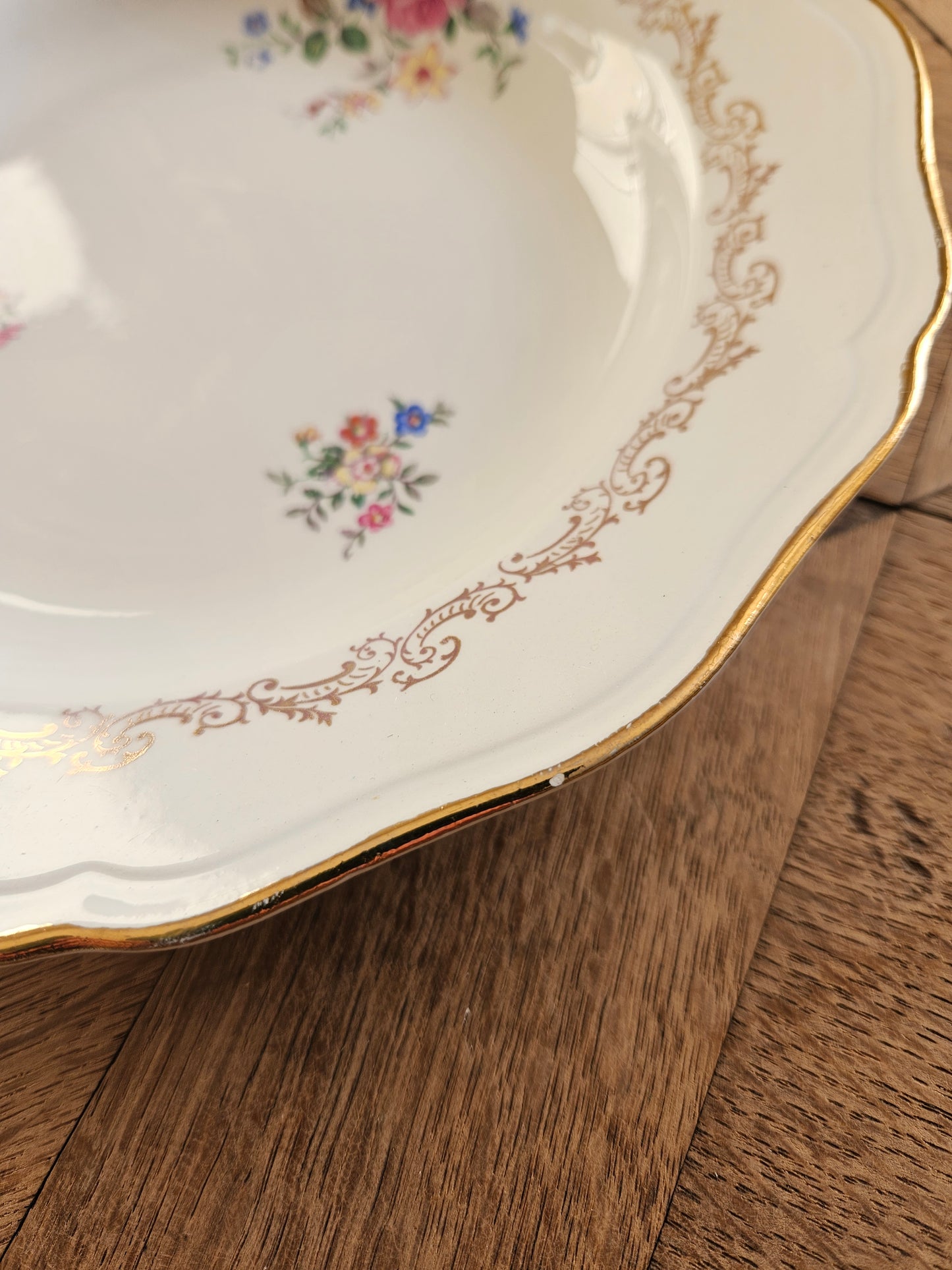 Assiettes creuses dépareillées, mint & jaune