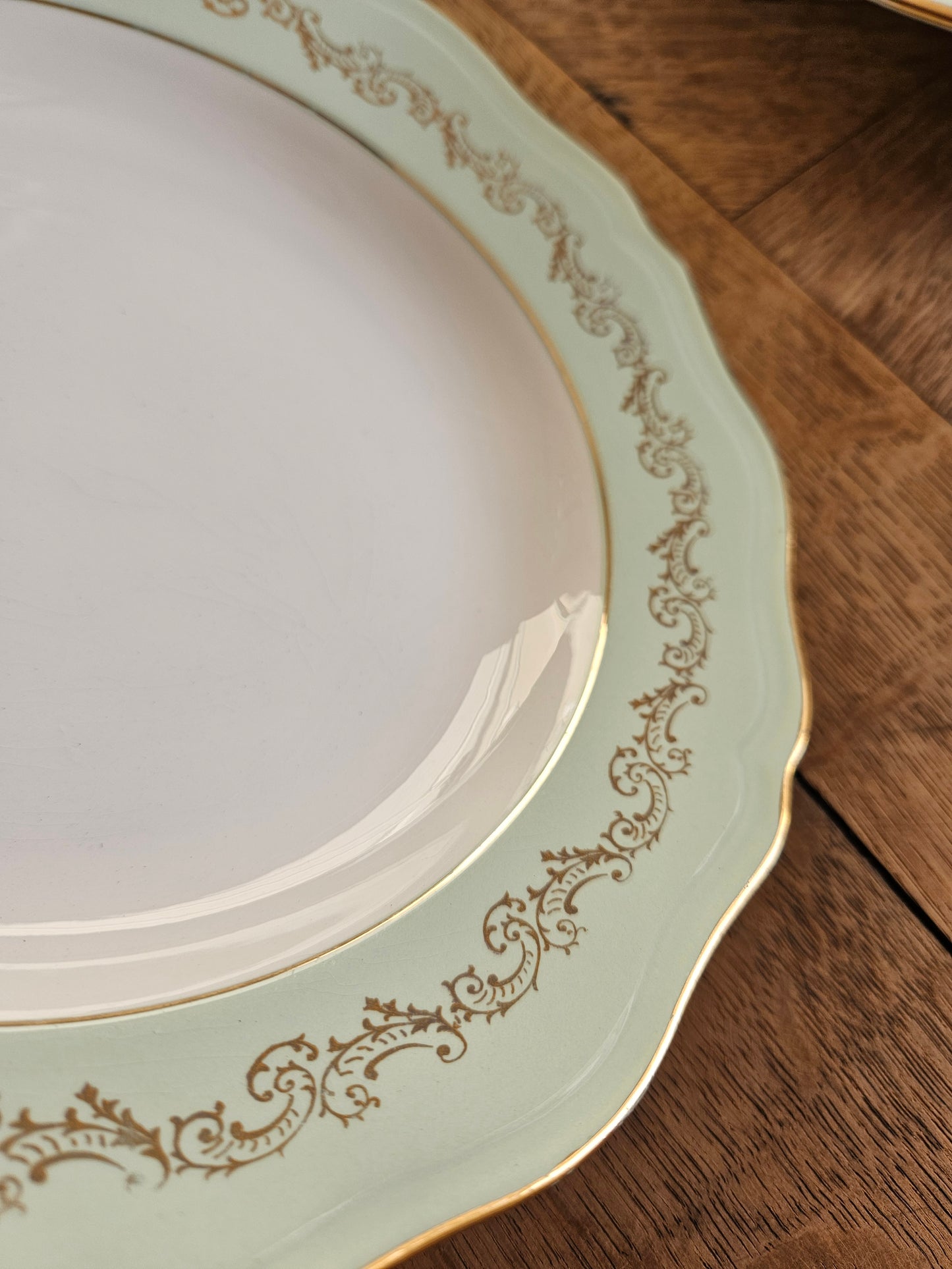 Assiettes creuses dépareillées, mint & jaune