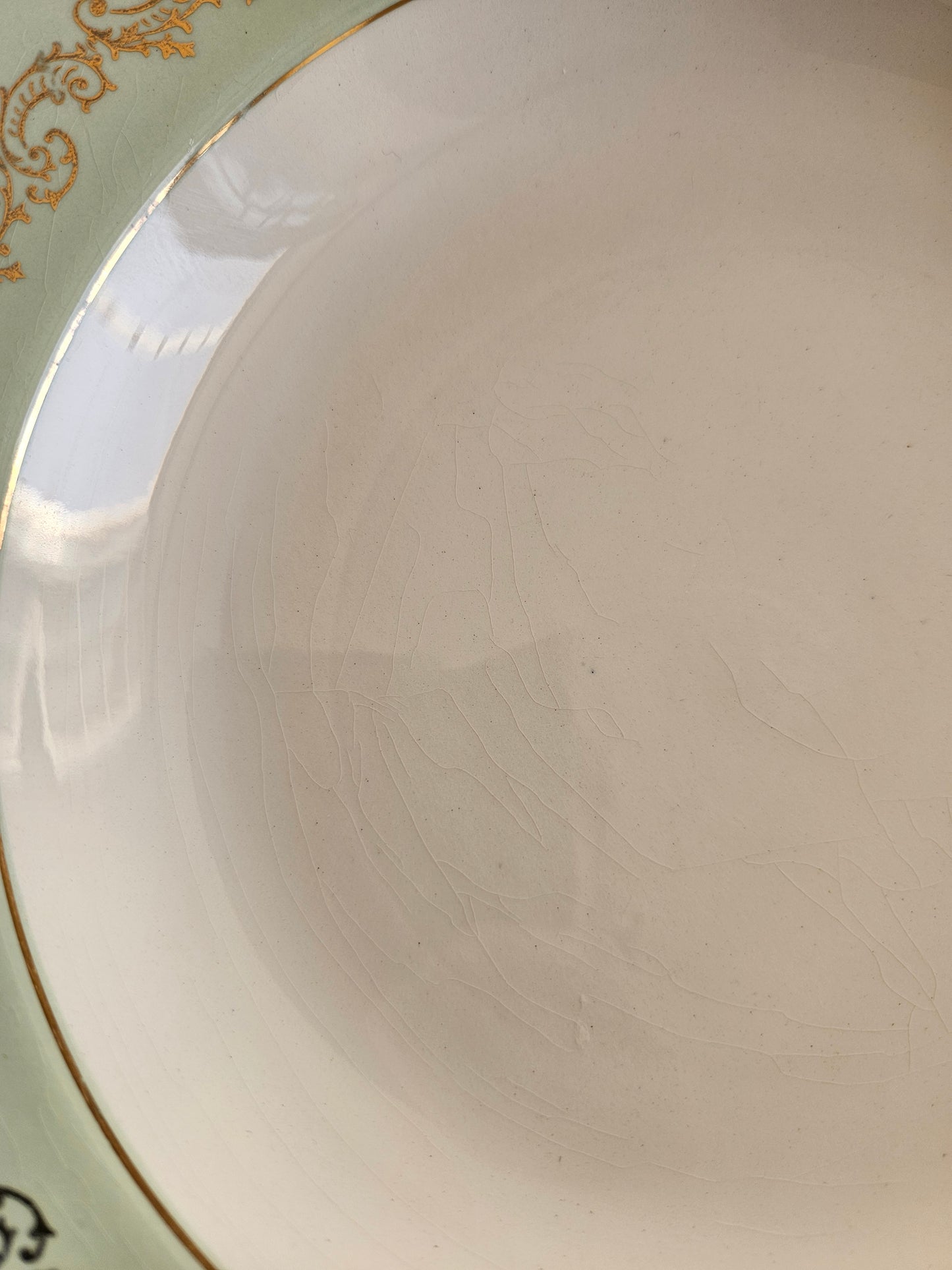 Assiettes creuses dépareillées, mint & jaune