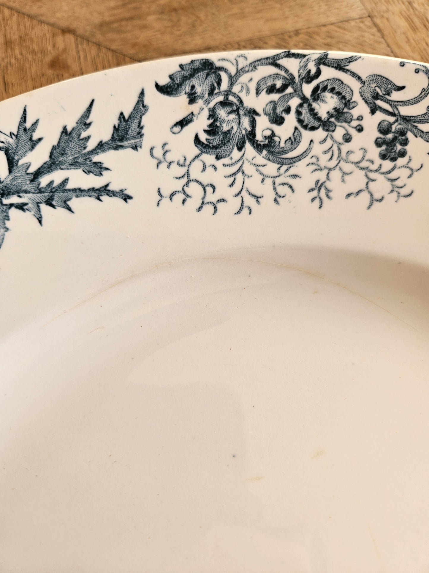 Plat rond Longwy, Cyrano #2