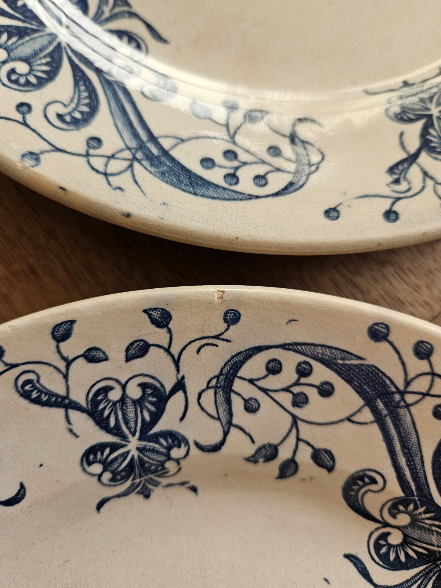 Assiettes plates anciennes Faïencerie de Lyon, Joconde #1