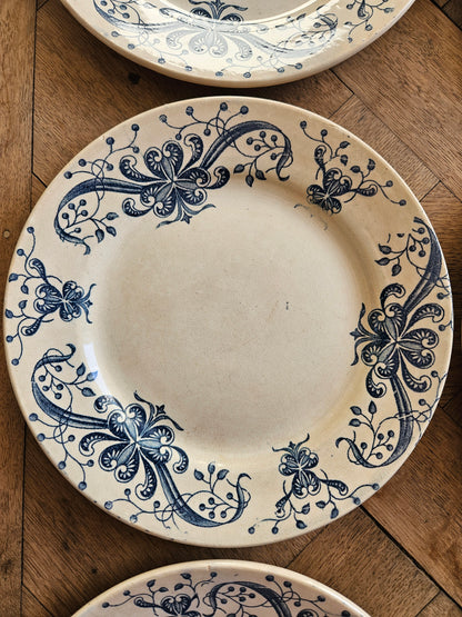 Assiettes plates anciennes Faïencerie de Lyon, Joconde #1