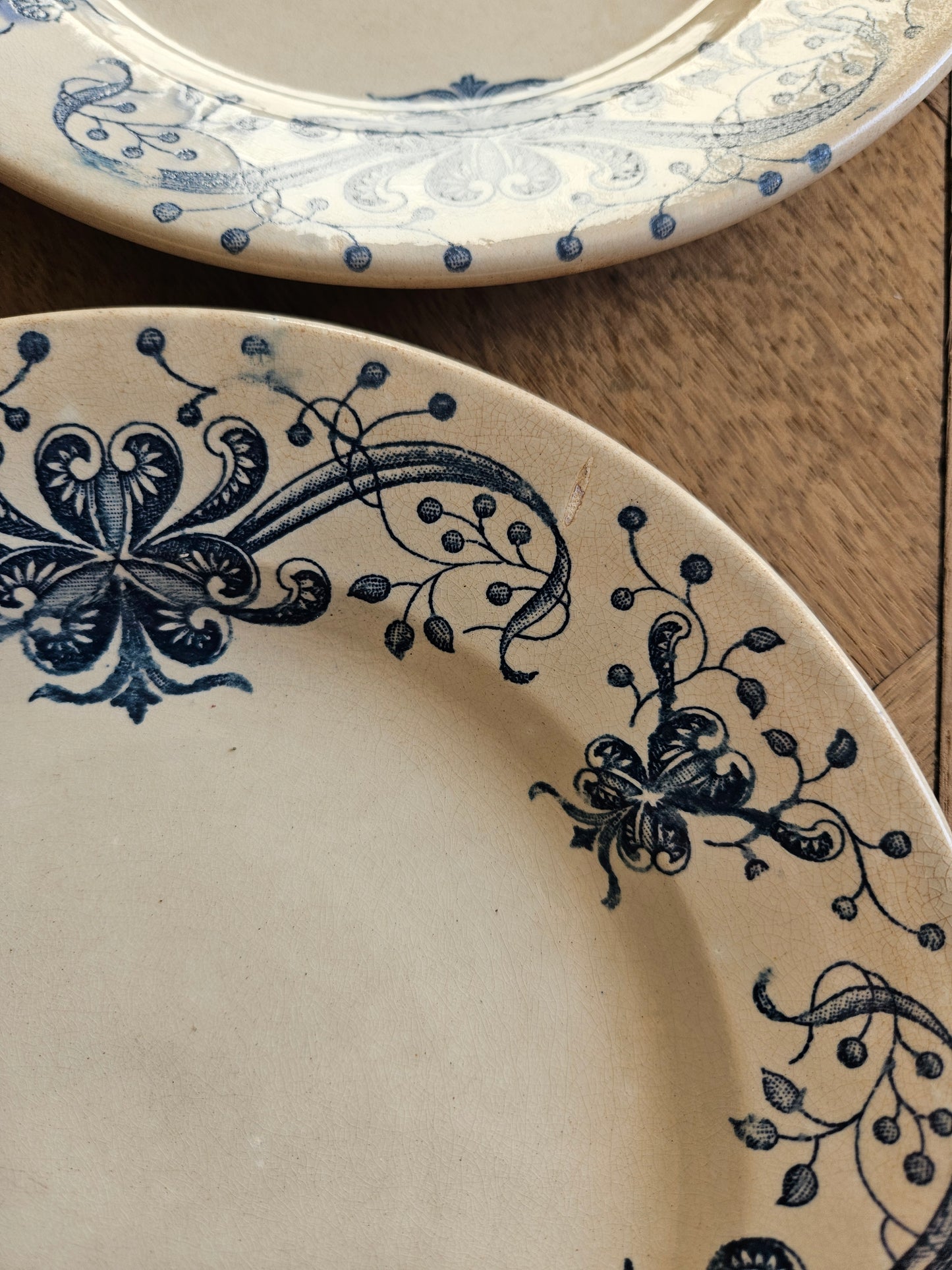 Assiettes plates anciennes Faïencerie de Lyon, Joconde #1