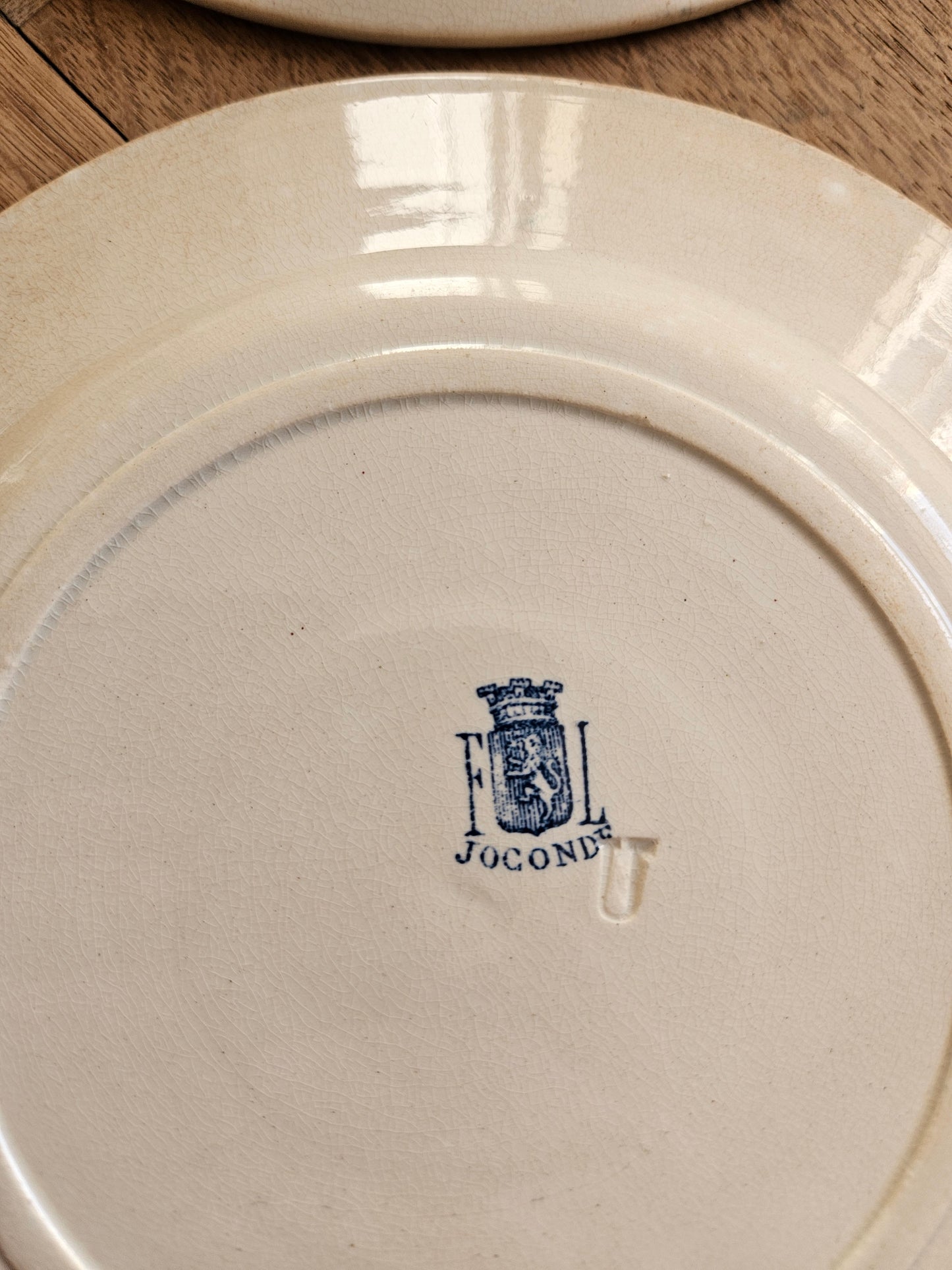 Assiettes plates anciennes Faïencerie de Lyon, Joconde #1