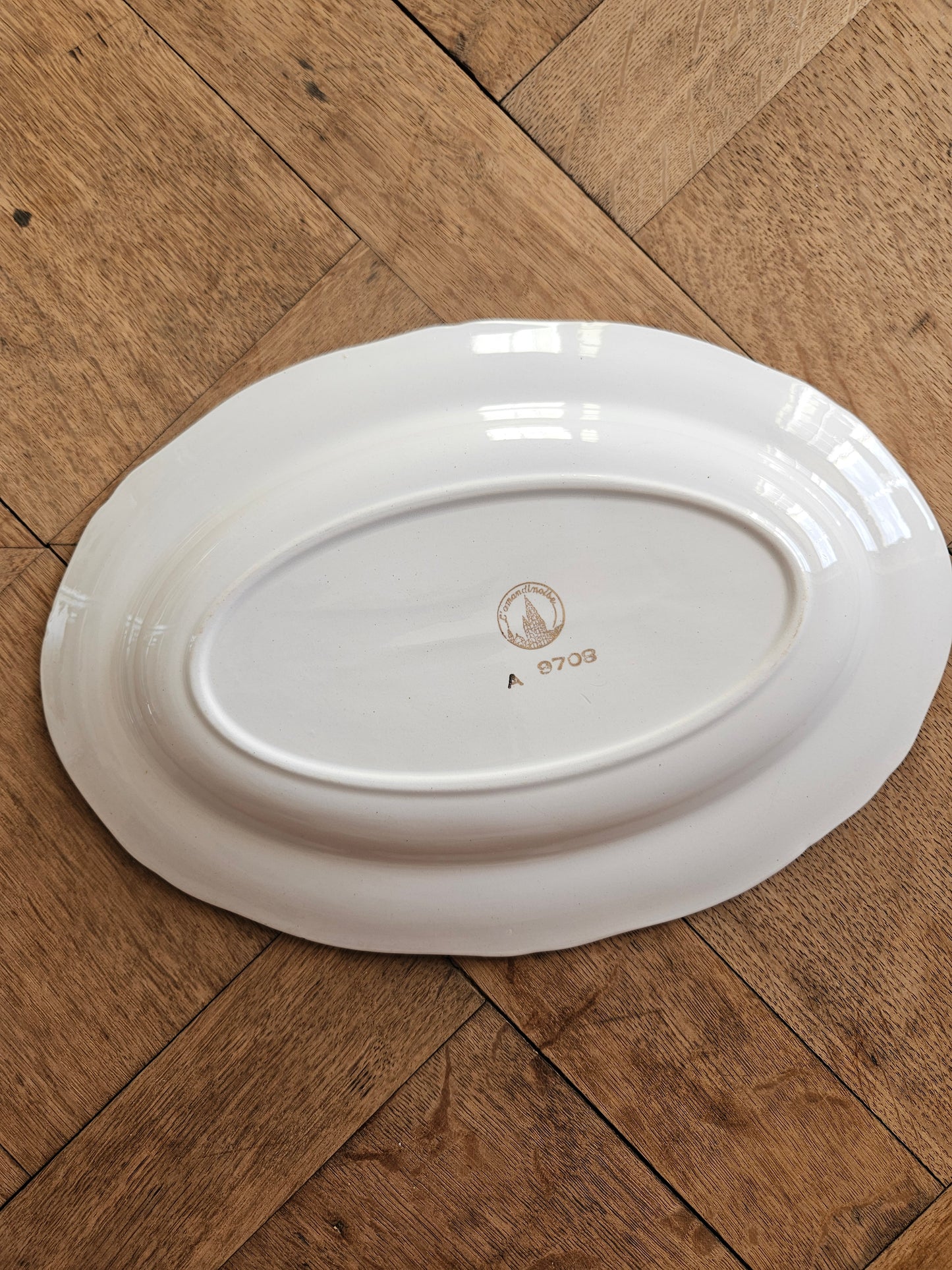 Plat ovale L’Amandinoise, mint et dorure