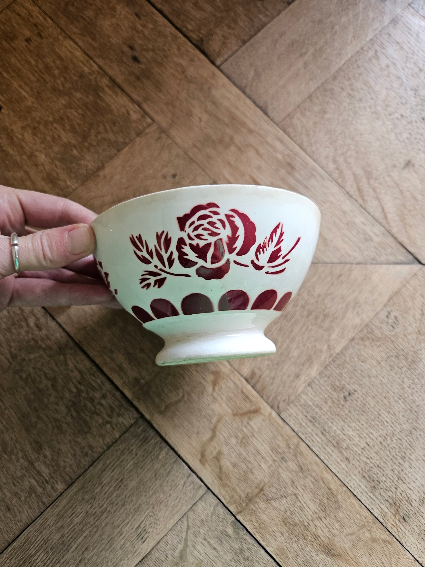 Bol ancien Sarreguemines, rose rouge