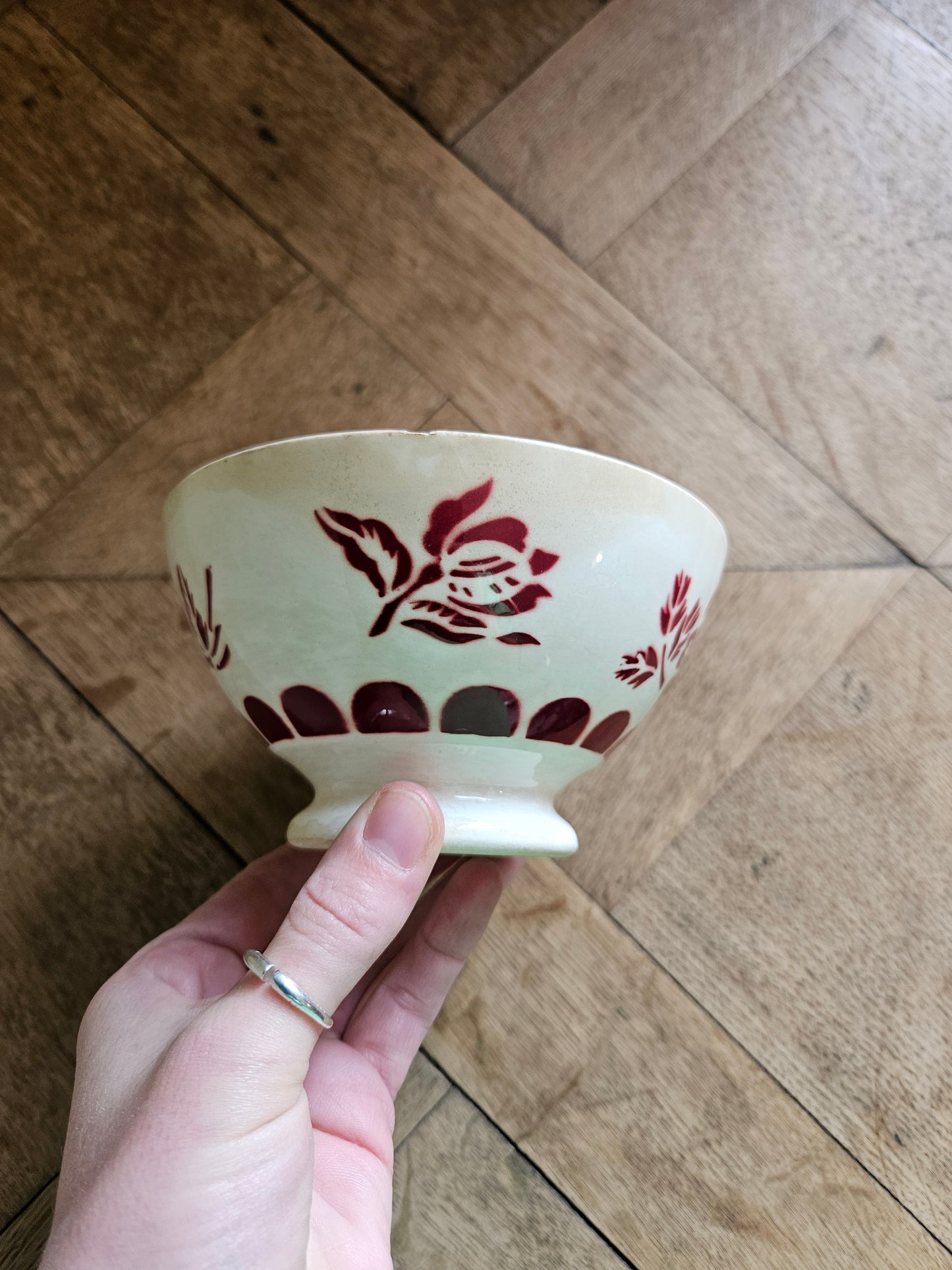 Bol ancien Sarreguemines, rose rouge