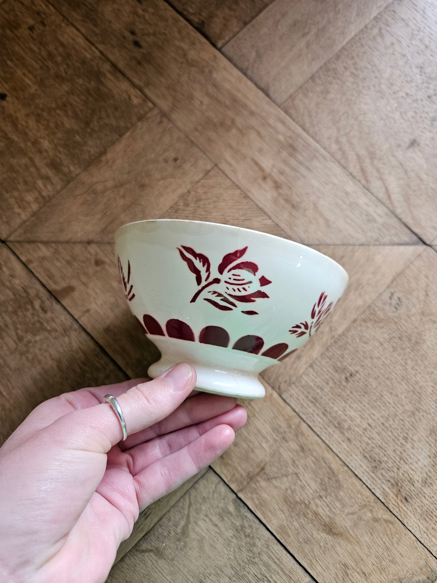 Bol ancien Sarreguemines, rose rouge