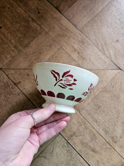 Bol ancien Sarreguemines, rose rouge