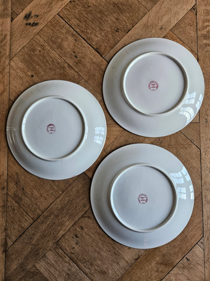 Assiettes plates dépareillées "Noël"